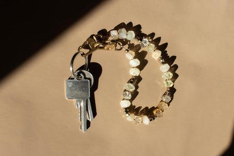 Schlüsselkette kurz aus Naturstein aus Citrin, Universal Kette mit Karabinern, Echter Steinschmuck, Handmade von eilenna