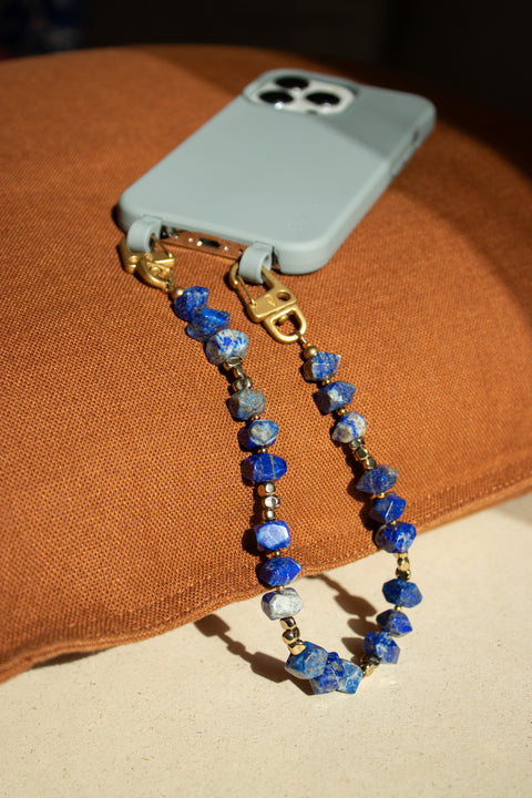 Kurze Handykette mit Lapislazuli – Für Stärke & Fokus