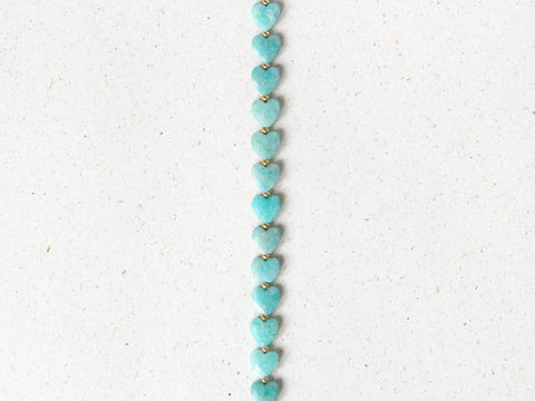 Kurze Handykette mit Amazonit Herzperlen – Für Harmonie & Gelassenheit