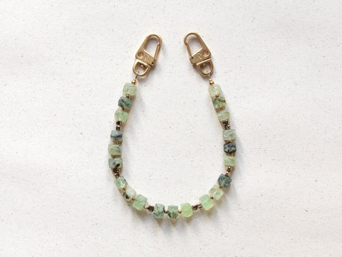 Schlüsselkette kurz mit Prehnit Natursteinen