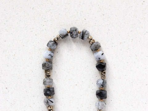 Handyhülle Crow & Handykette mit Rutilquarz – Für Klarheit & Fokus