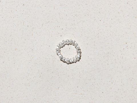 Ring mit gefrosteten Glasperlen, Frozen Ring