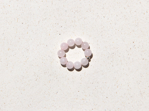 Rose quartz &amp; 18-carat gold-plated pearl ring, Amora Ring