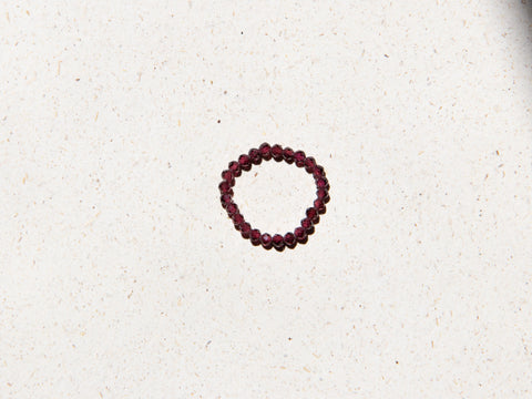 Ring with purple faceted spinel gemstones, Vireya Ring