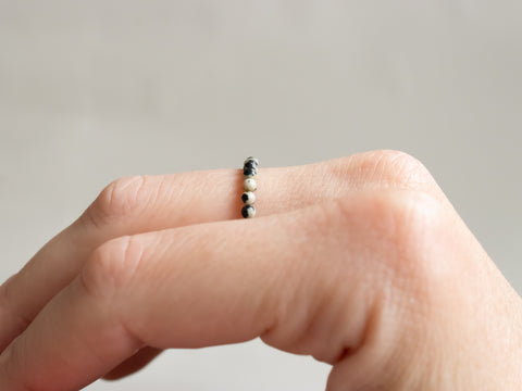 Ring mit Dalmatiner Jaspis Perlen, Naira Ring