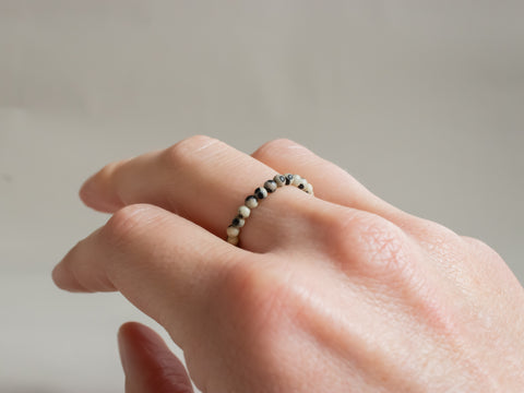 Ring mit Dalmatiner Jaspis Perlen, Naira Ring