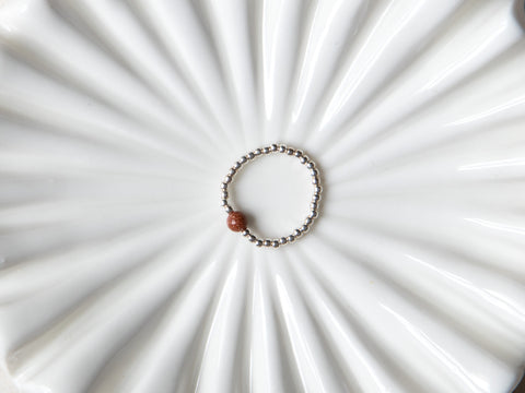 Ring mit rotem Sandstein & 925 Silberperlen, Ayla Ring