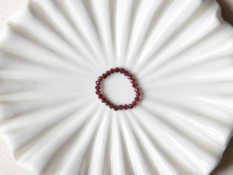Ring with purple faceted spinel gemstones, Vireya Ring