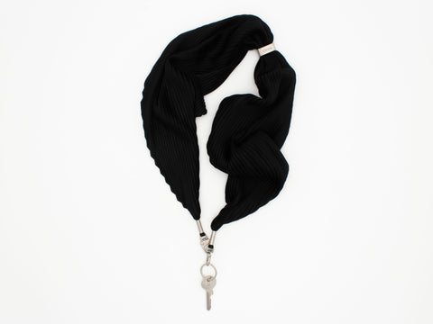 Handyhülle Crow mit Band + Plisseetuch im Bundle