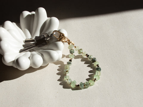 Schlüsselkette kurz mit Prehnit Natursteinen