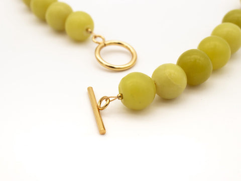 Halskette aus Zitronen-Chalcedon & Amethyst