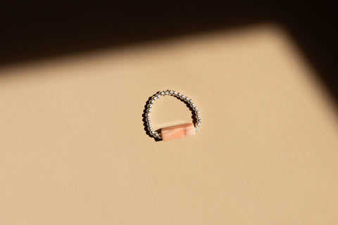 Ring mit Sonnenstein & 925 Silberperlen, Solara Ring