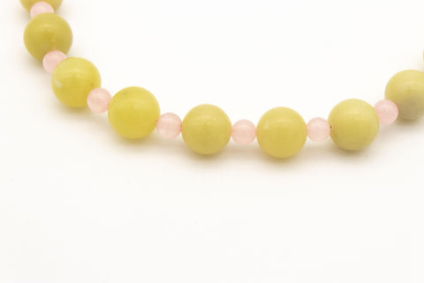 Halskette aus Naturstein Perlen Zitronen Chalcedon mit 18K vergoldetem Verschluss Halsschmuck für Damen, Handmade von eilenna