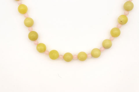 Halskette aus Naturstein Perlen Zitronen Chalcedon mit 18K vergoldetem Verschluss Halsschmuck für Damen, Handmade von eilenna