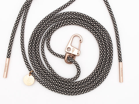 Handykette universal mit Karabiner und Adapter zum Umhängen, Kordel in SALT & PEPPER mit Rosegold, handmade von eilenna