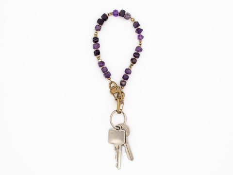 Schlüsselkette kurz aus Naturstein aus Amethyst, Universal Kette mit Karabinern, Echter Steinschmuck, Handmade von eilenna