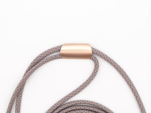 Handykette universal mit Karabiner und Adapter, Kordel in OVER the TAUPE mit Gold oder Rosegold, handmade von eilenna